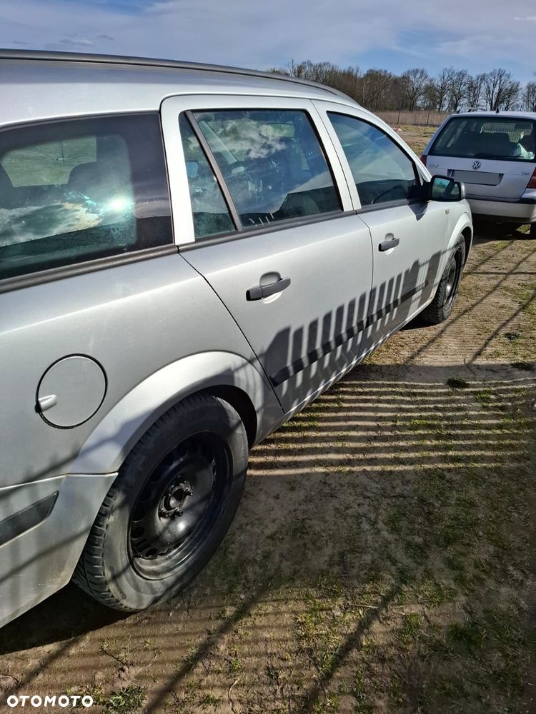 Opel Astra 1.7 CDTI Enjoy - 9