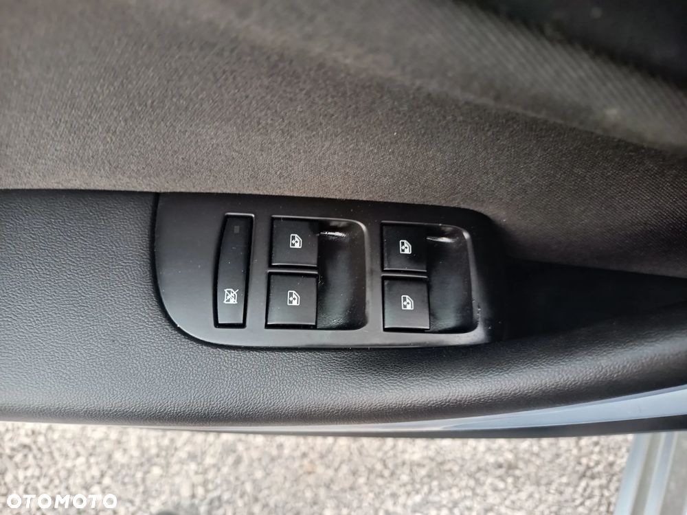 Opel Zafira Tourer 1.4 Turbo Active - 28