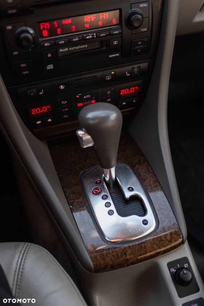 Audi A6 ver-a6-2-4-multitronic - 14