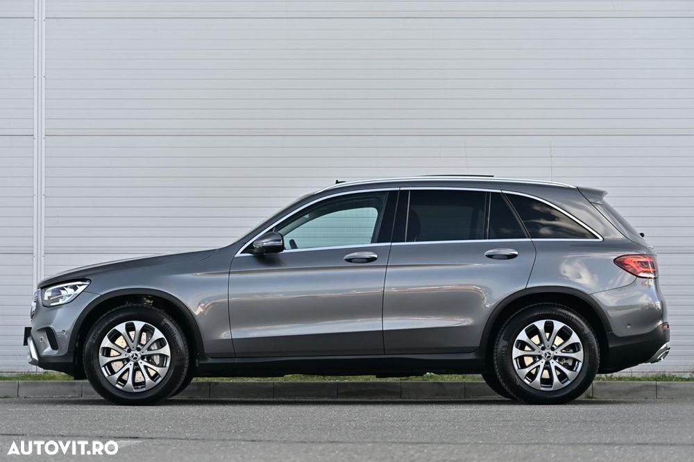 Mercedes-Benz GLC ver-220-d-4matic-9g--tronic-amg-line-advanced - 4