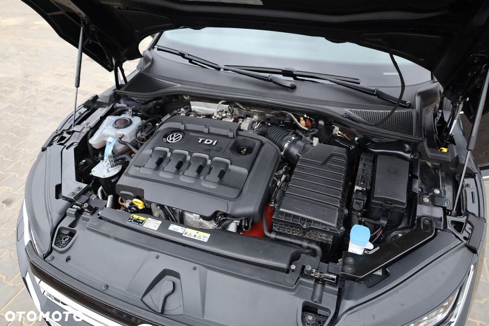 Volkswagen Arteon 2.0 TDI Bi-Turbo SCR 4Mot R-Line DSG - 34