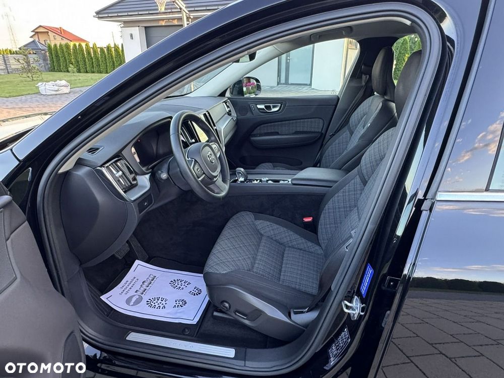 Volvo XC 60 - 25