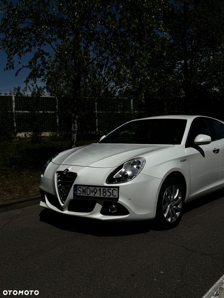 Alfa Romeo Giulietta - 2