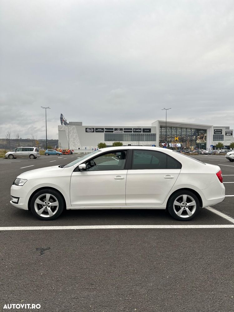 Skoda RAPID 1.2 TSI Style DSG - 3