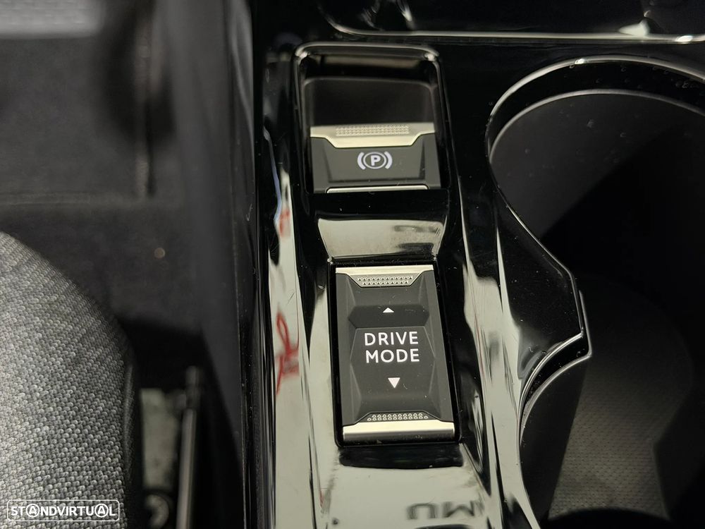 Peugeot e-208 50 kWh Active Pack - 32