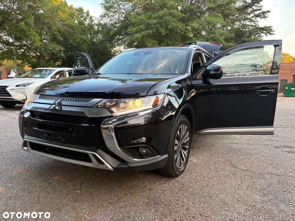 Mitsubishi Outlander 2.4 4WD CVT Intense - 12