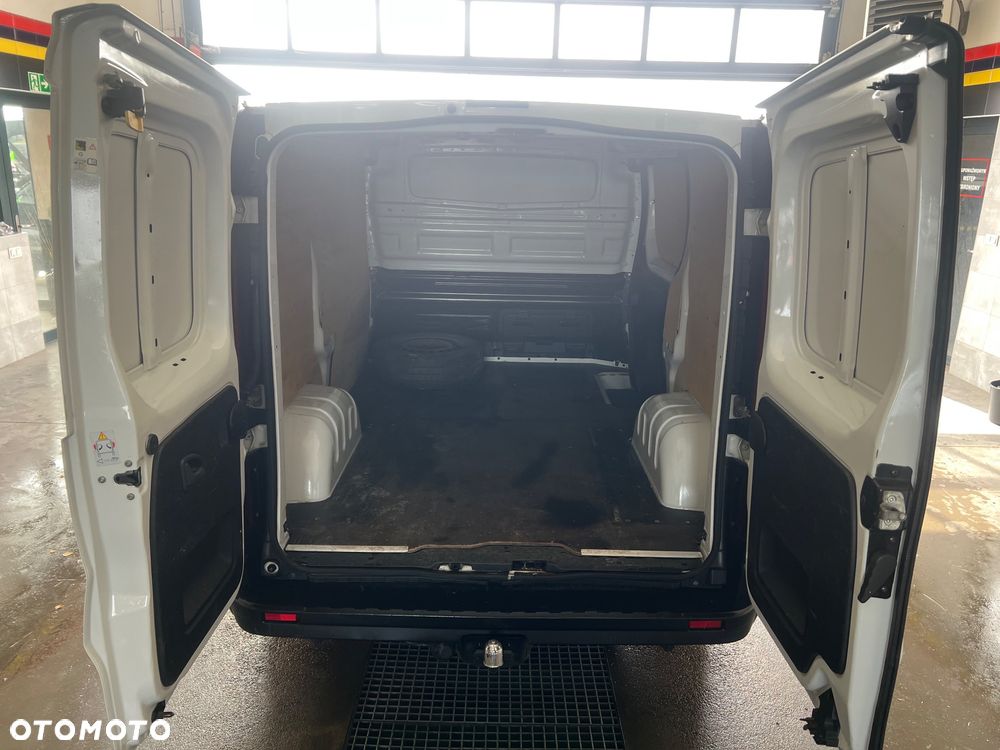 Renault Trafic - 18