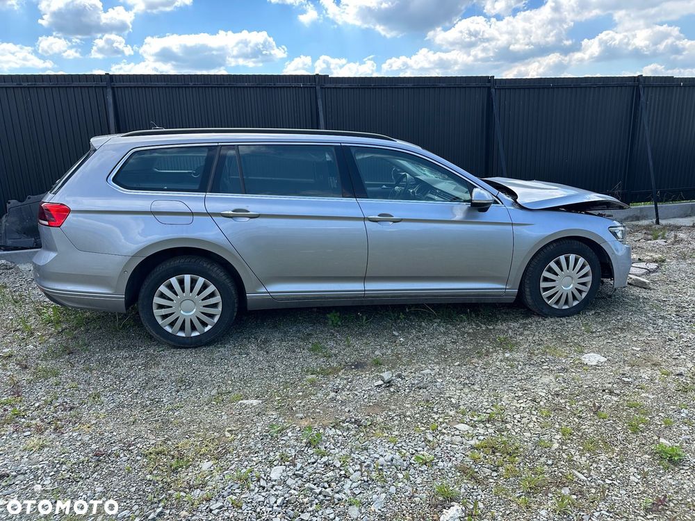 Volkswagen Passat Variant 2.0 TDI EVO Essence DSG - 7