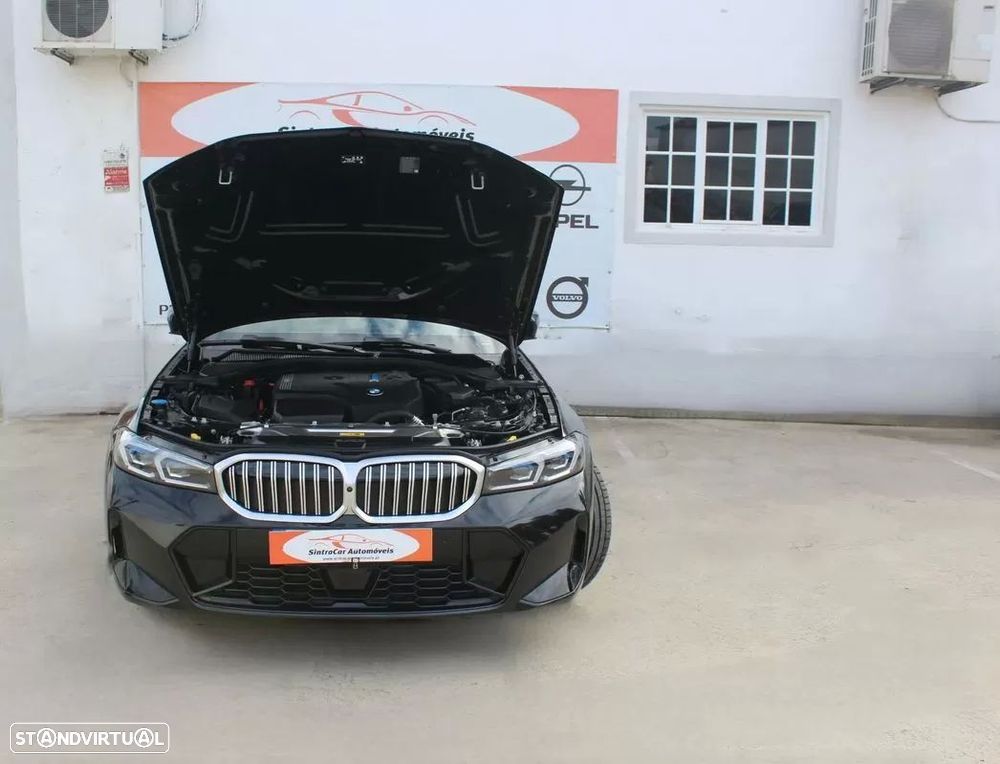 BMW 330 e Touring Aut. M Sport - 51