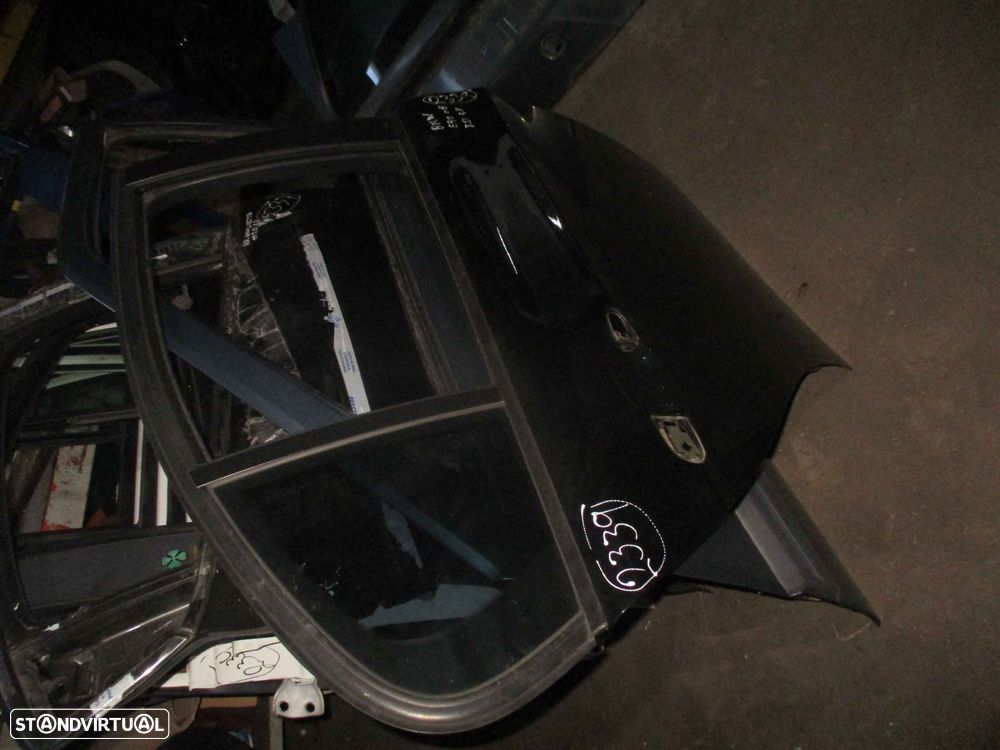 Porta POR2339 BMW E90 2008 5P PRETA TD - 2