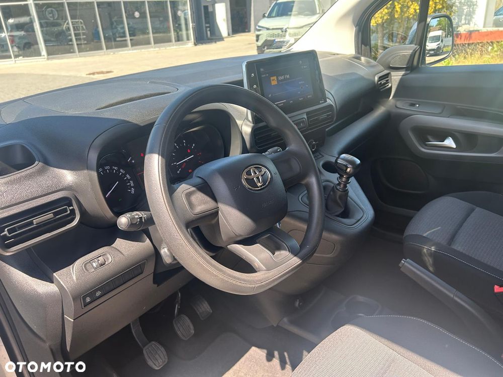 Toyota Proace City Verso Long 1.5 D-4D Business - 12
