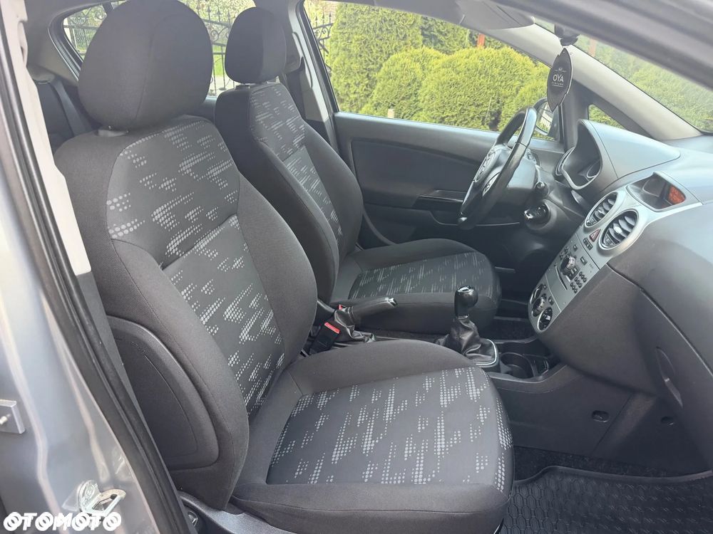 Opel Corsa 1.4 16V Energy - 6