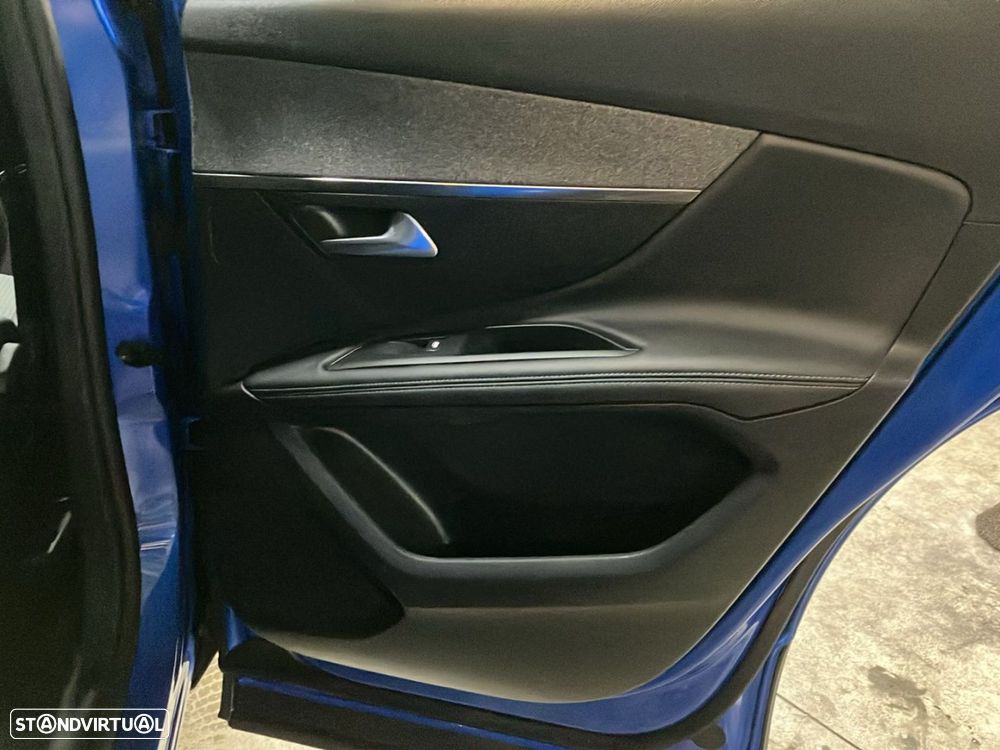 Peugeot 3008 1.2 PureTech Allure EAT8 - 20