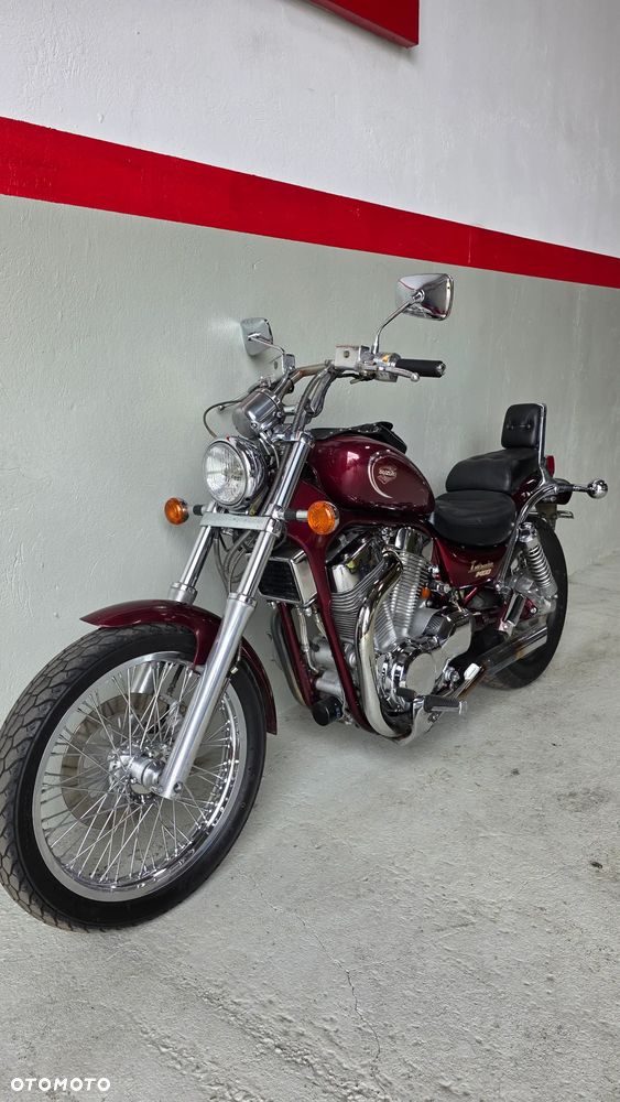 Suzuki Intruder - 20