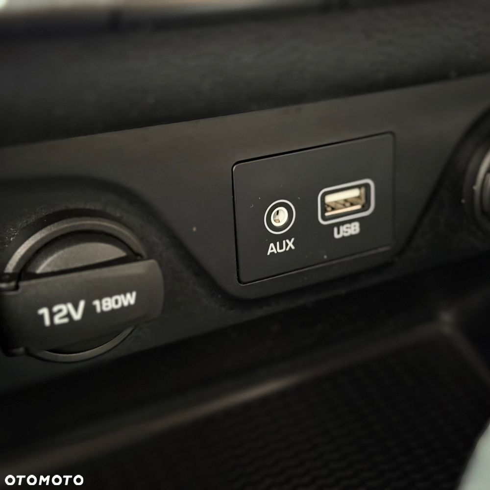 Hyundai Tucson 2.0 CRDI 4WD Automatik Premium - 38