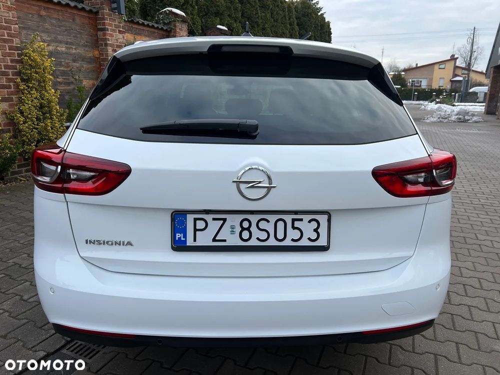 Opel Insignia - 8