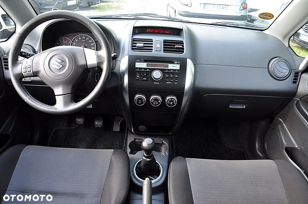 Suzuki SX4 1.6 GS/Premium - 18