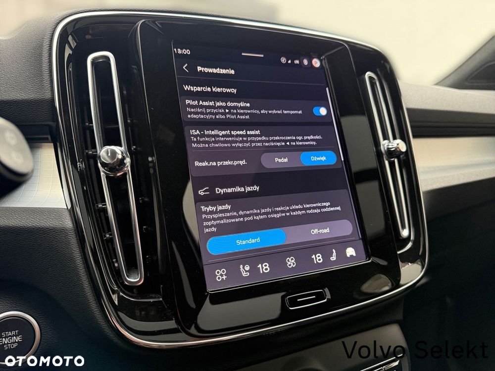 Volvo XC 40 - 25