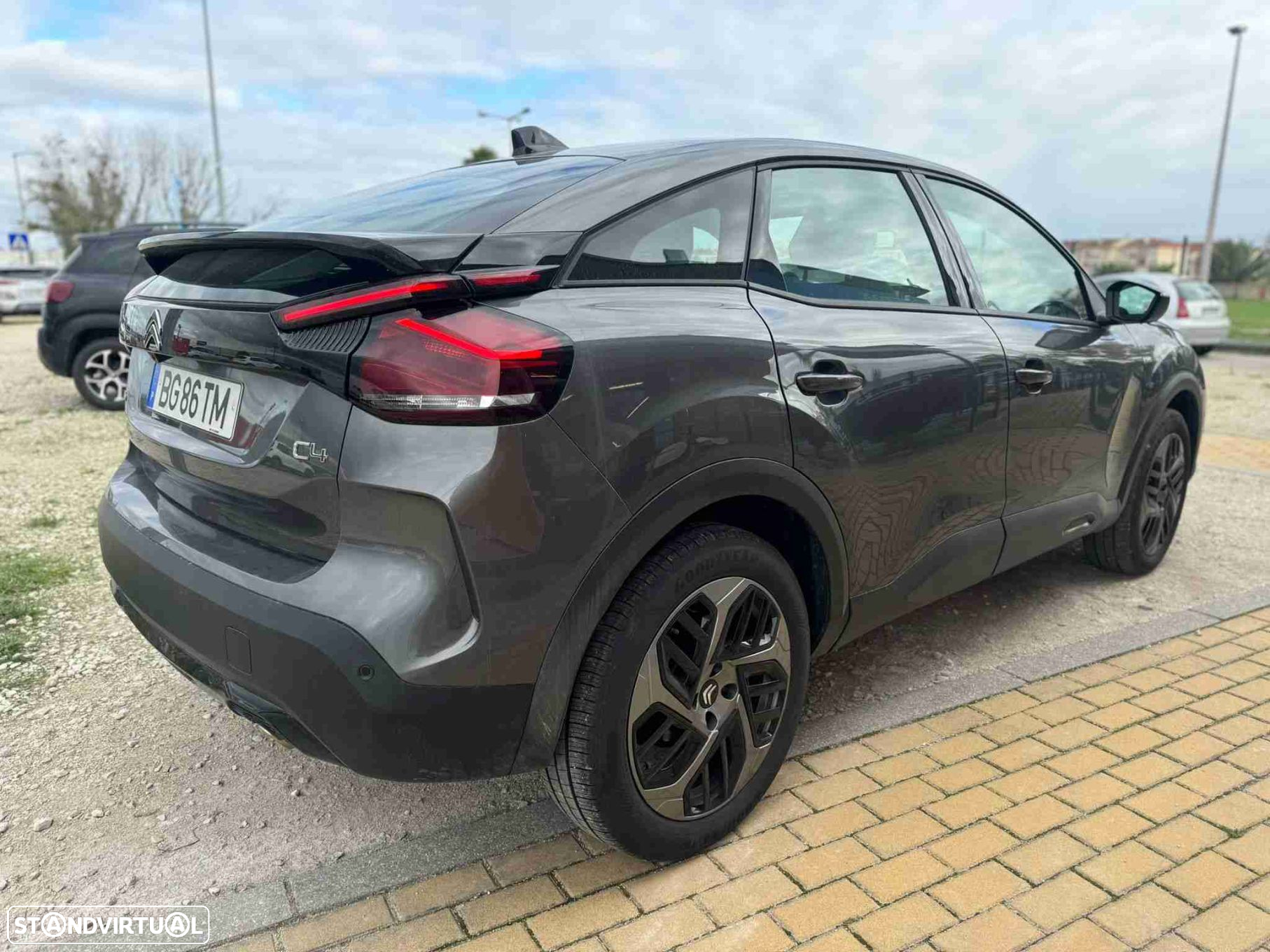 Citroën C4 1.2 PureTech Plus - 10
