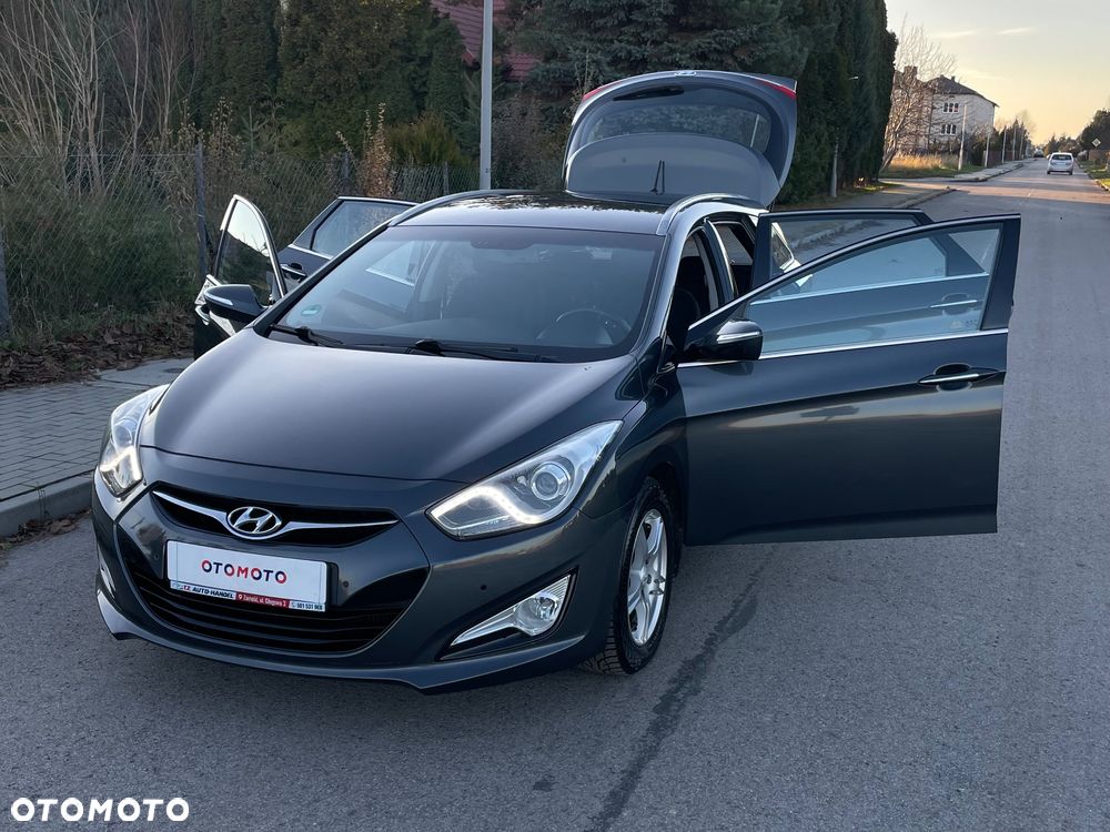 Hyundai i40 1.7 CRDi Comfort + - 39