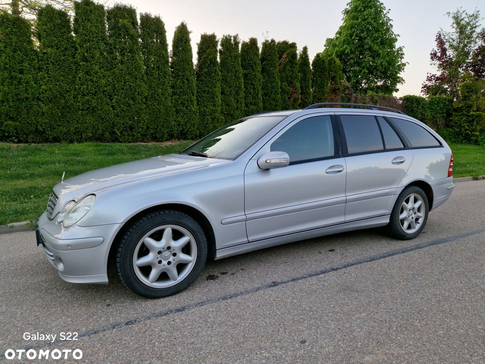 Mercedes-Benz Klasa C 200 CDI Automatik Avantgarde Sport Edition - 35
