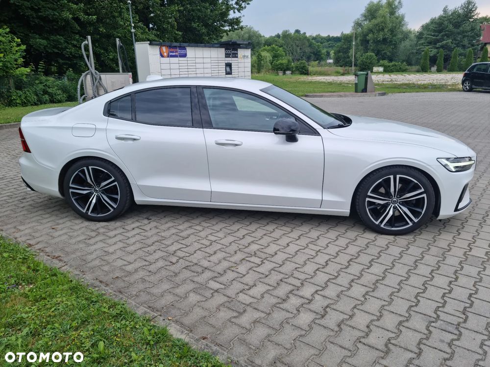 Volvo S60 T4 R-Design - 4