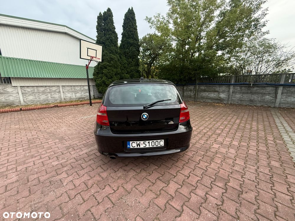 BMW Seria 1 116i - 6