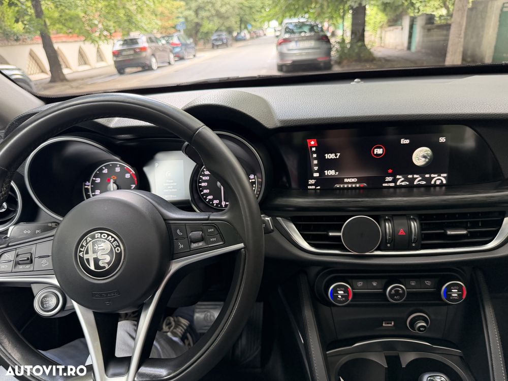 Alfa Romeo Stelvio - 3