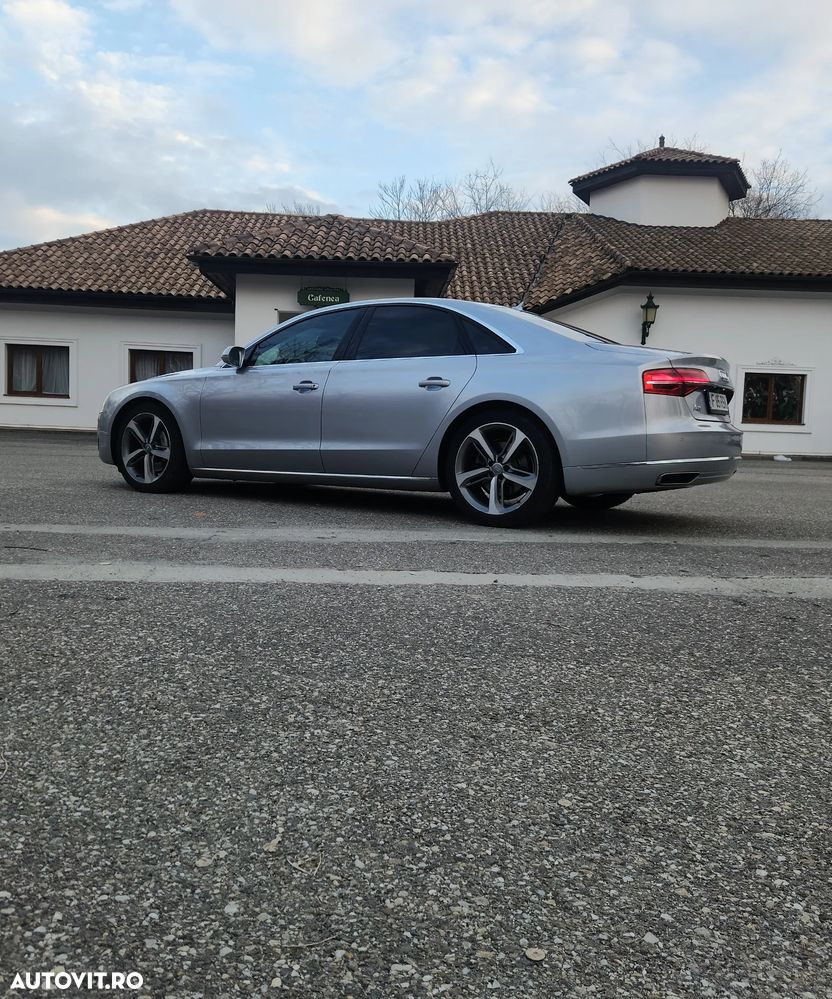 Audi A8 - 9