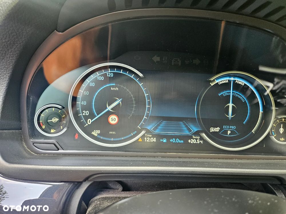 BMW Seria 5 520d Luxury Line - 11