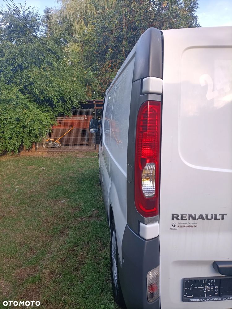Renault Trafic - 15