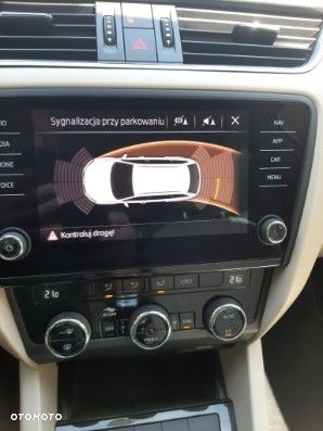 Skoda Octavia 1.6 TDI SCR Ambition DSG - 10