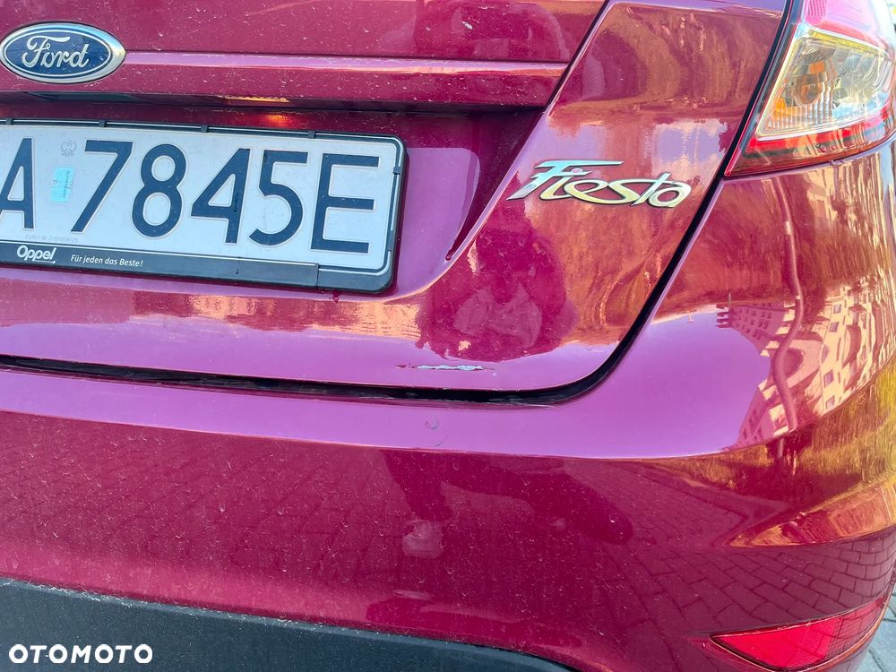 Ford Fiesta 1.0 Champions Edition - 21