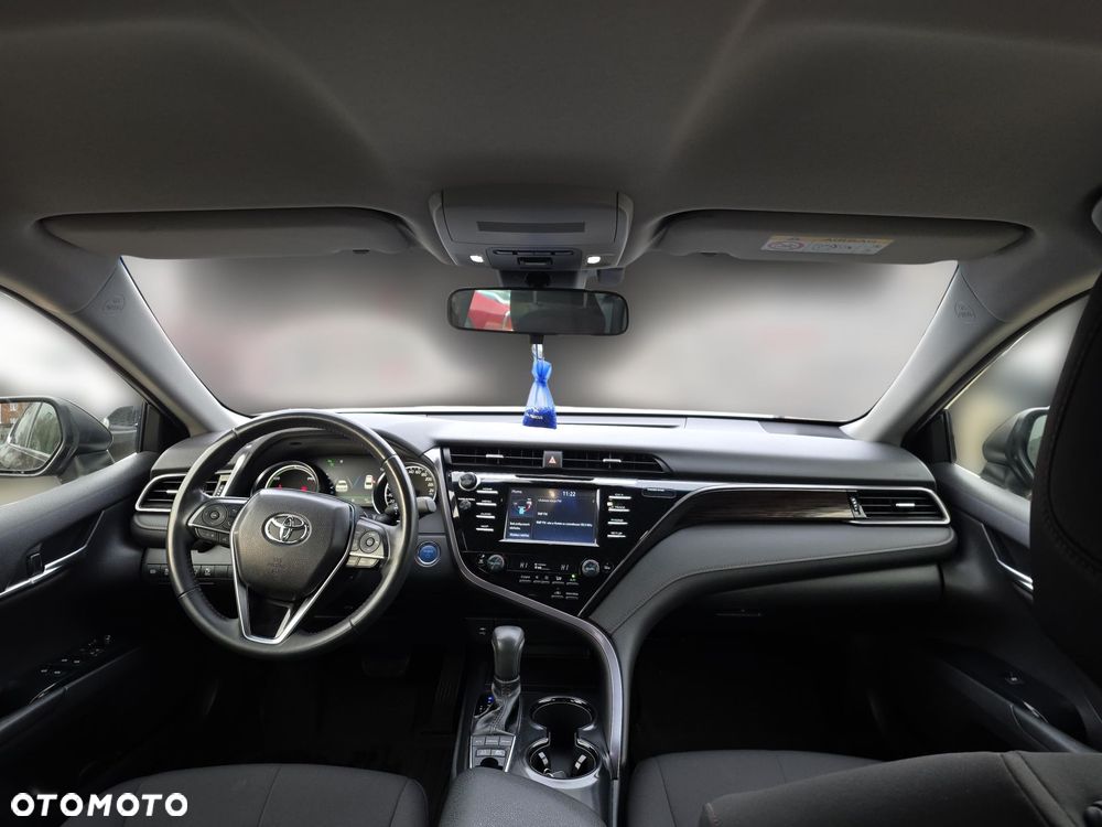 Toyota Camry 2.5 Hybrid Comfort CVT - 11