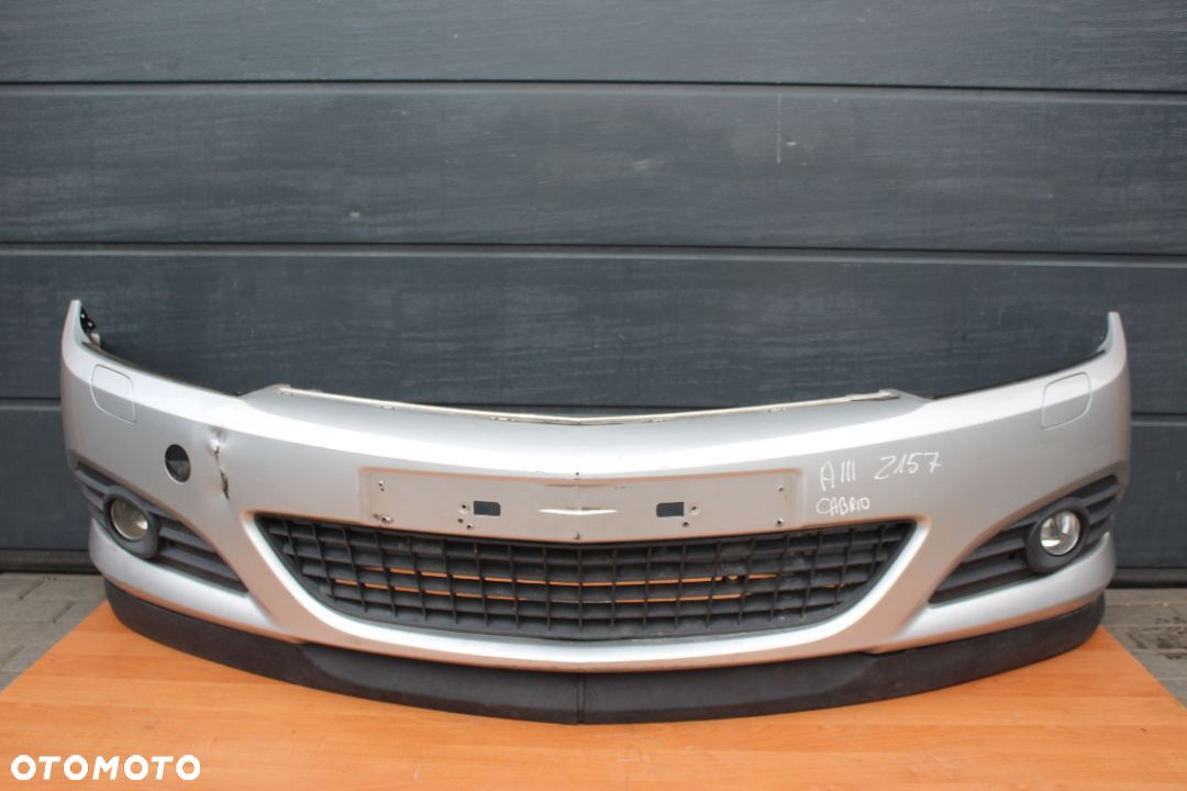 ZDERZAK przód przedni OPEL ASTRA H CABRIO GTC Z157 halogeny kratki Spryskiwacze - 1