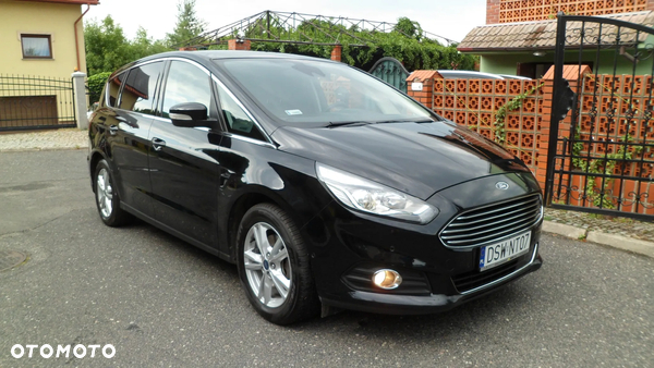 Ford S-Max 2.0 TDCi Titanium