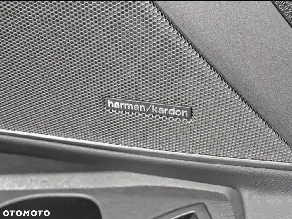 BMW Seria 3 M340i xDrive mHEV sport - 9