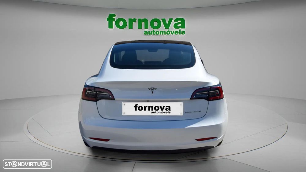 Tesla Model 3 Long Range Tração Integral Premium - 4