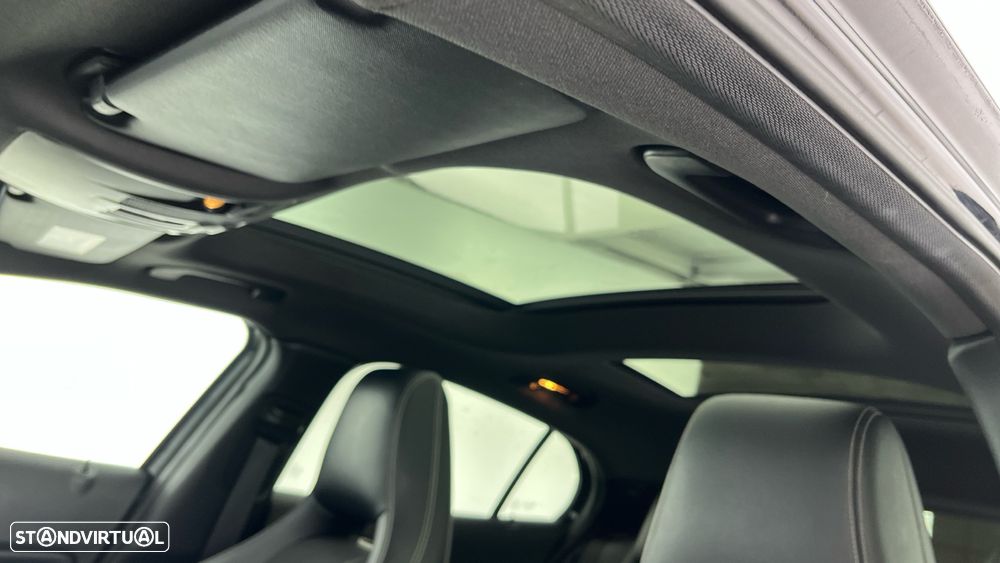 Mercedes-Benz GLA 200 CDI Urban - 15