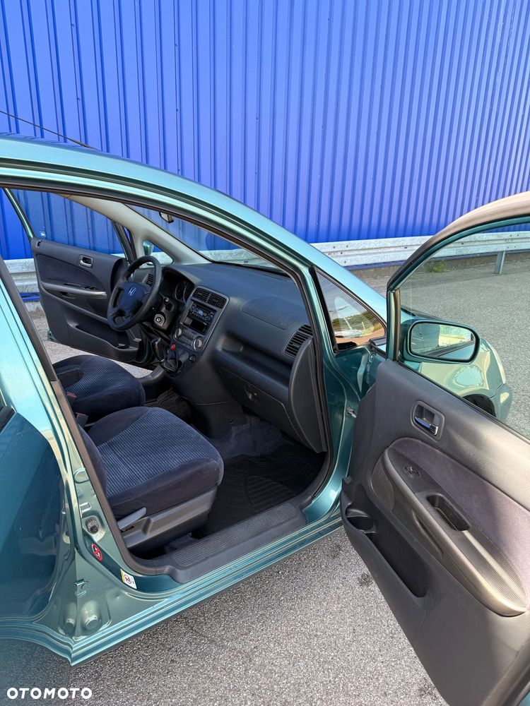 Honda Stream - 17