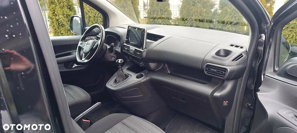 Opel Combo 1.2 Turbo Enjoy S&S - 16