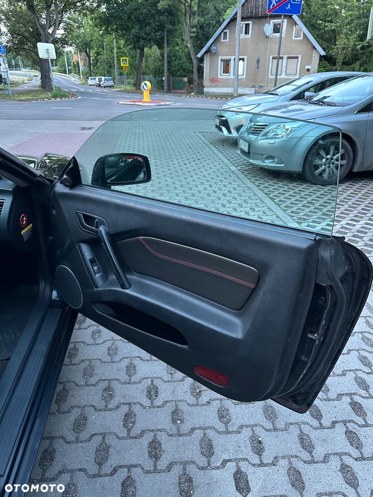 Hyundai Coupe 2.0 GLS - 16