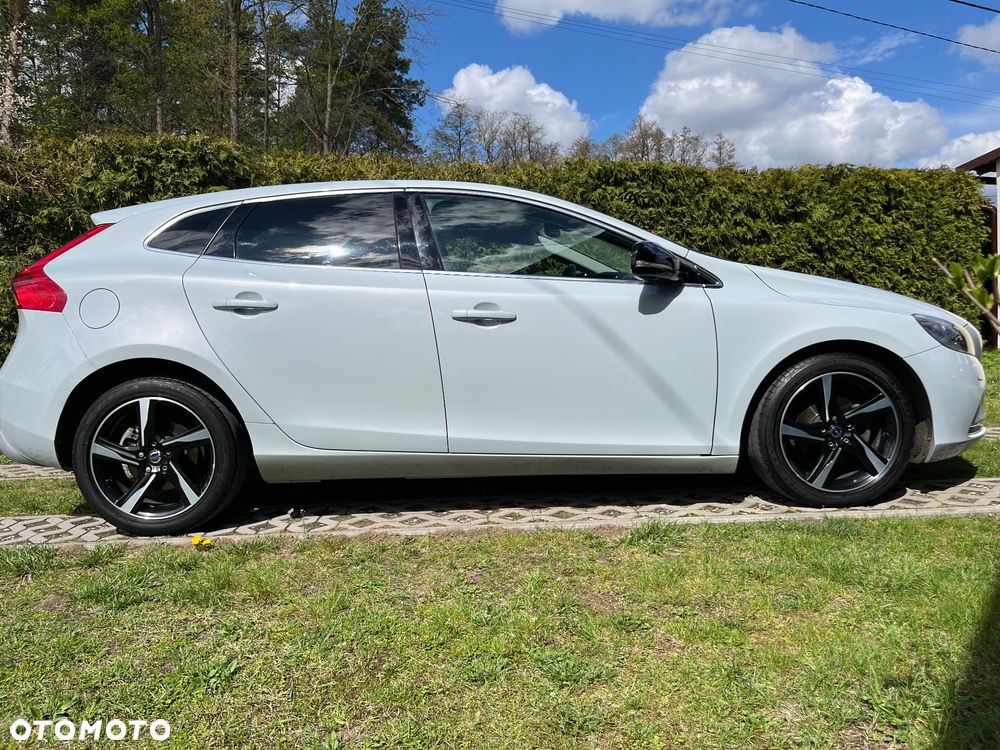 Volvo V40 D2 R-Design Summum - 8