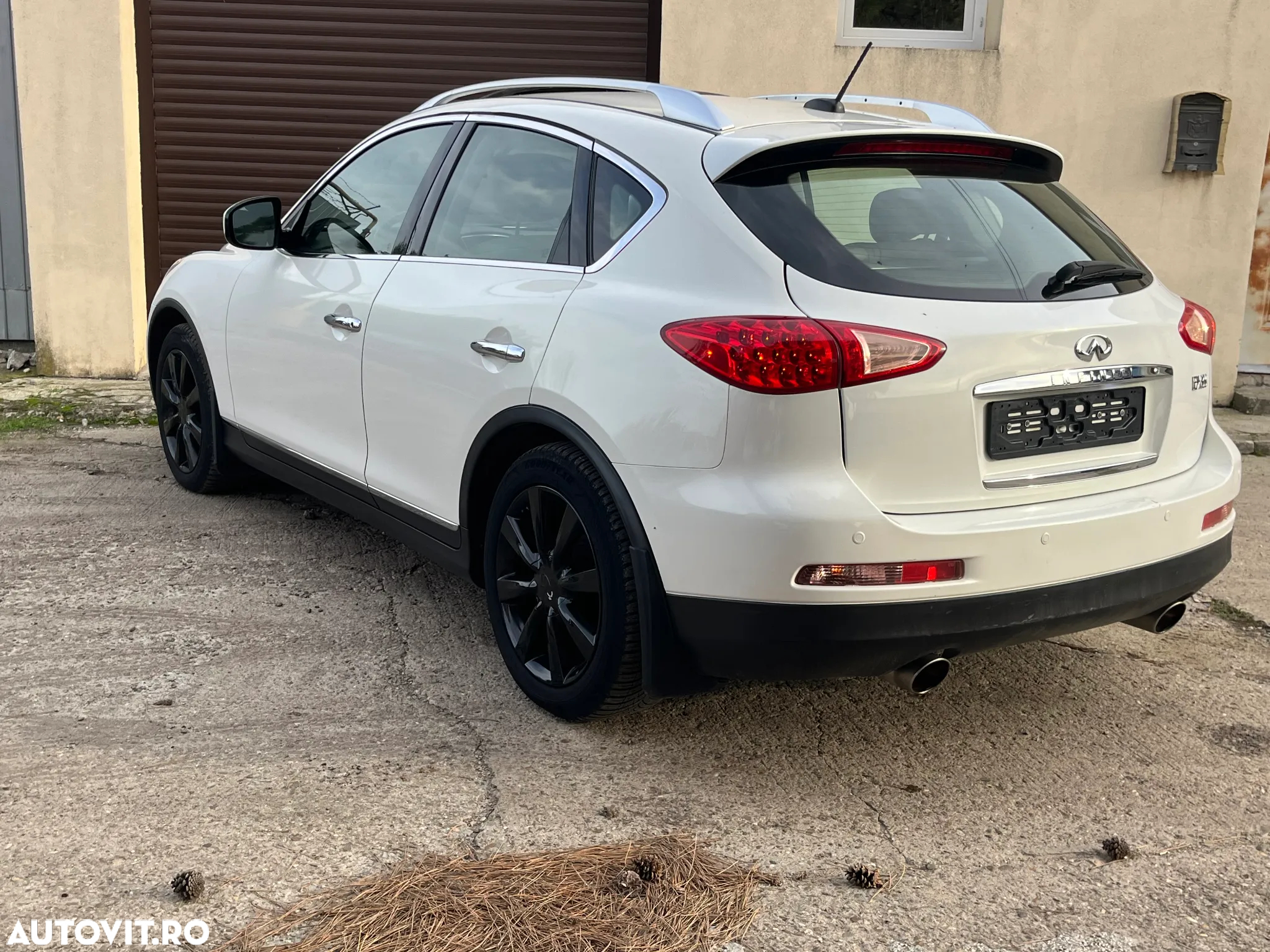 Infiniti EX 35 - 8