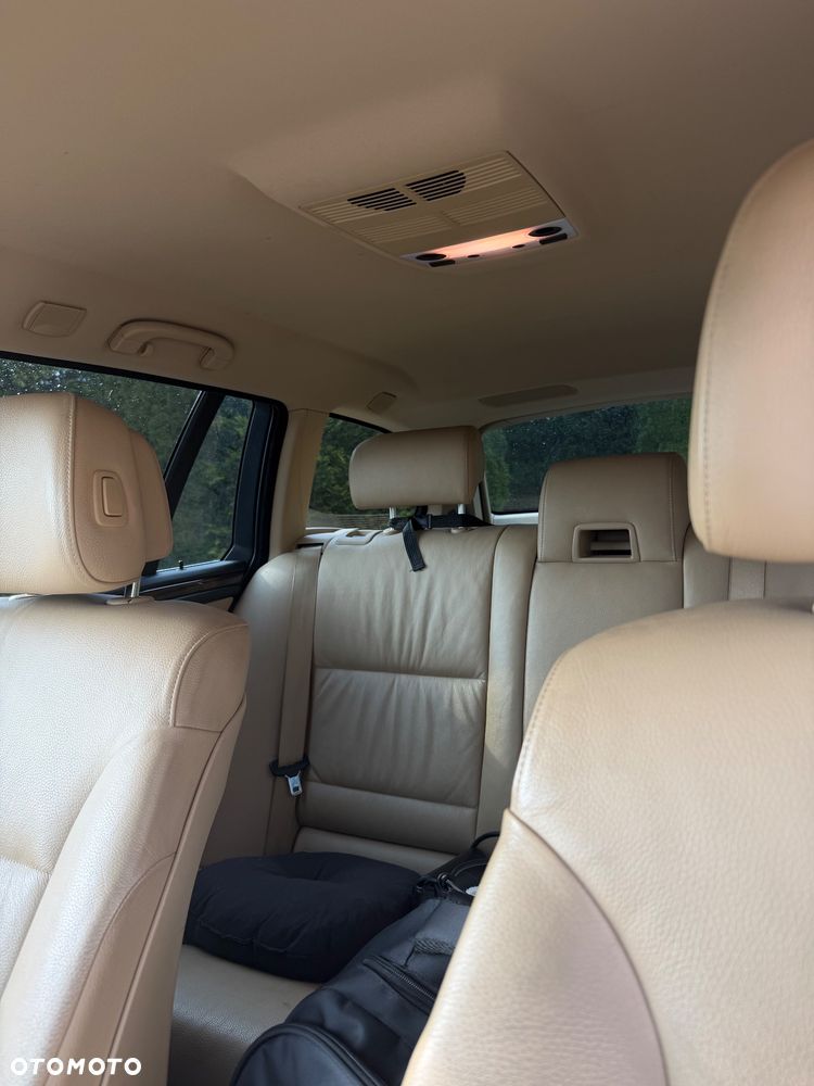 BMW Seria 5 520i - 6