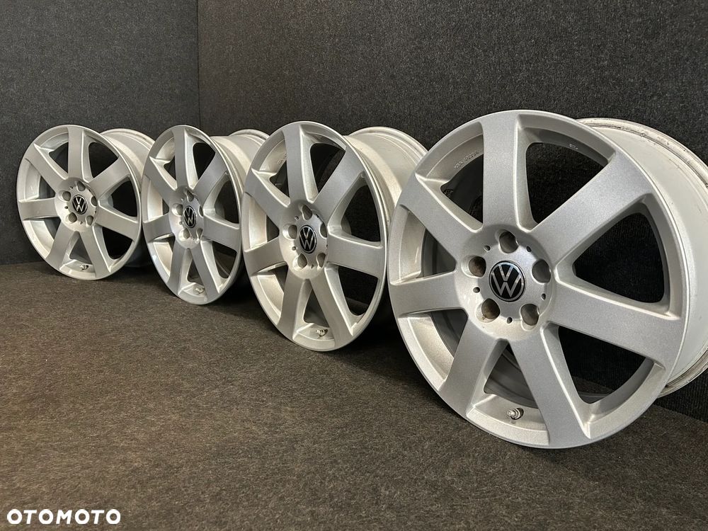 Alufelgi VW Sharan, Tiguan, Passat B7, B8 17 cali 5x112 4szt. Ładne z czujnikami! - 1
