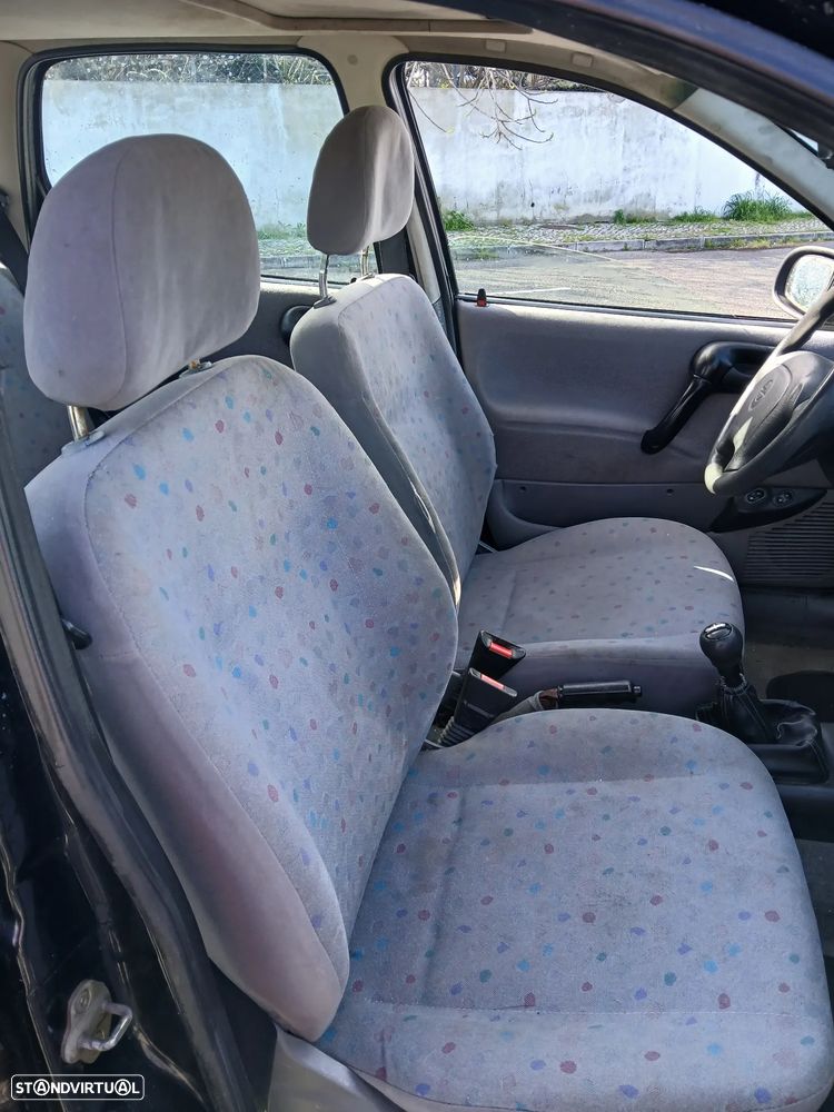 Opel Corsa 1.5 TD - 6