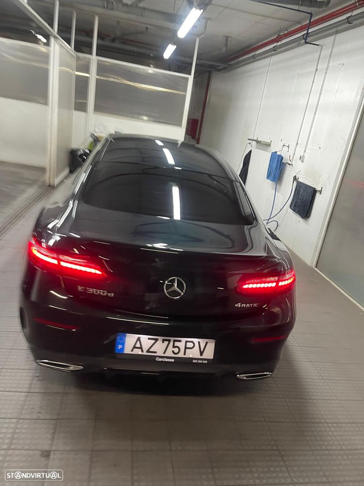 Mercedes-Benz E 300 - 5