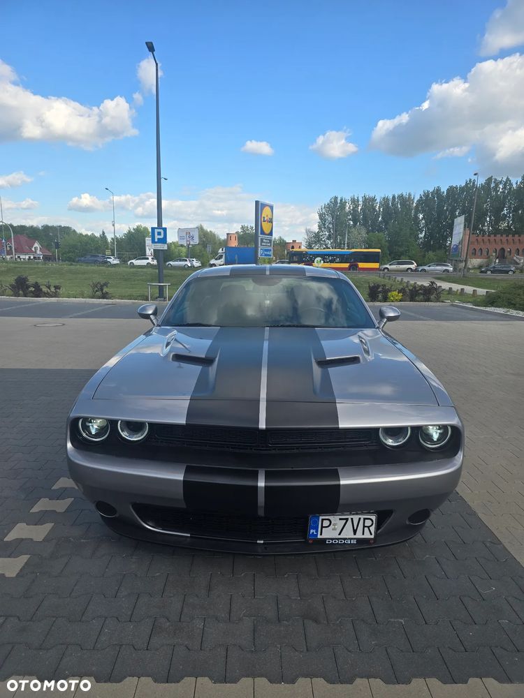 Dodge Challenger - 3