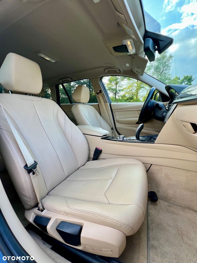 BMW Seria 3 320d Sport-Aut Luxury Line - 8